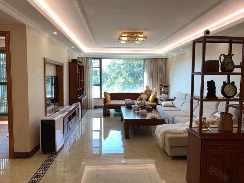 翠堤湾龙玺,小高层电梯房,精装四房,精装修,产权满五