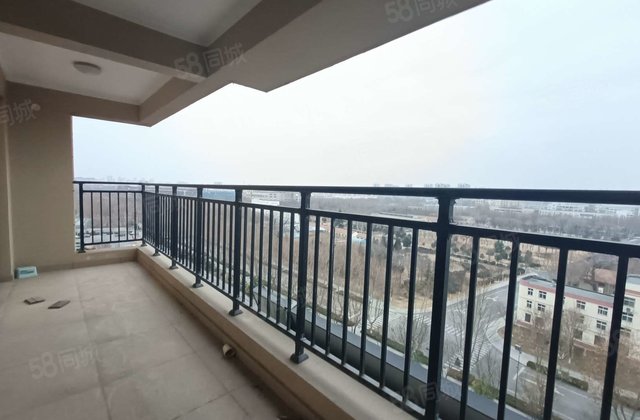 聊城大学 二中文苑  南排采光  好，东边户免大税，全明户型