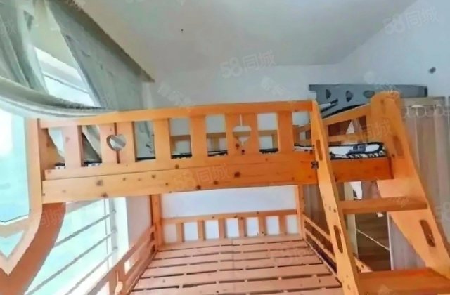华隆园1室1厅41.79㎡143万二手房图片