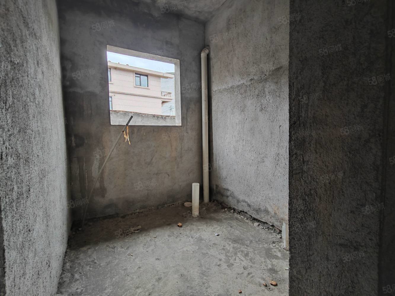 湖田壹号7室3厅3卫420㎡南北169万