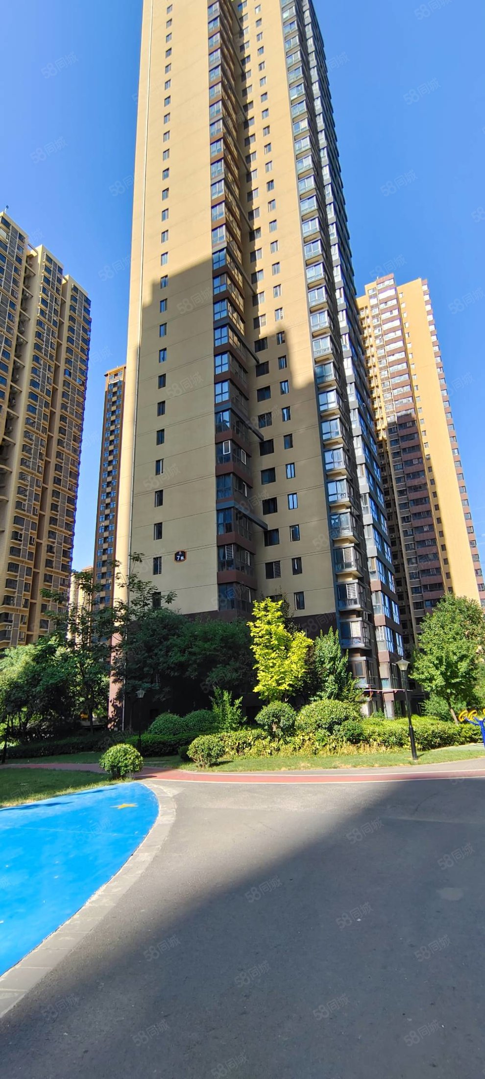 满堂悦moma1室1厅1卫45.7㎡南68万