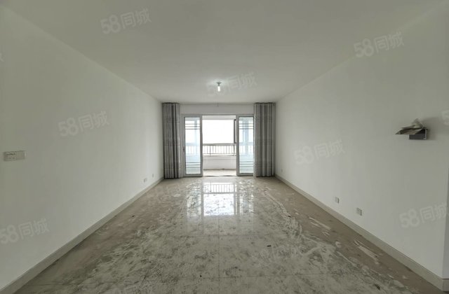 急售 光岳花园 凤凰楼层 新房未住 带车位 全天采光 免大税