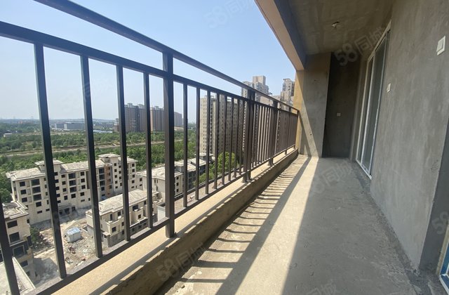 益宏海上壹号院3室2厅133㎡60万二手房图片