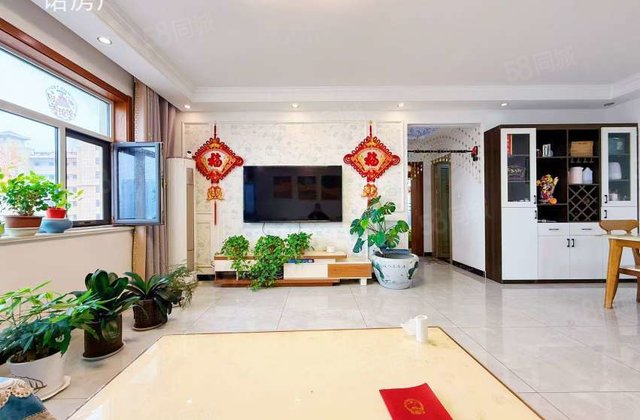 孟达国际A2户型方正 双卫东边户 南北通透 有车位急售