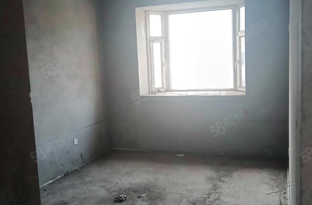 联大凯旋城A区3室1厅120㎡47万二手房图片