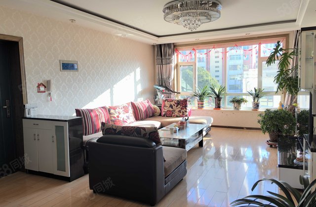 水务局家属院3室2厅127.31㎡53万二手房图片