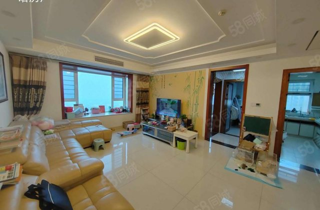 长江路 南北通透 正规商品房 双卫格局 精装可拎包入住