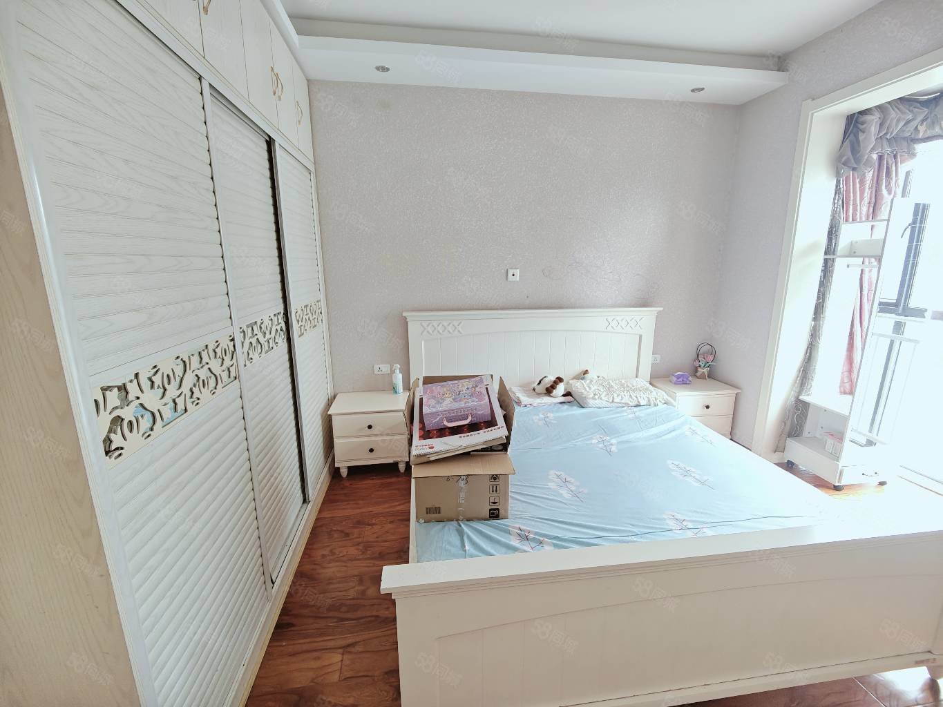 翔龙四方新城3室2厅1卫120.2㎡南65万