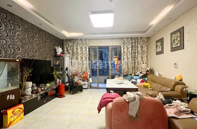 花果园Q区4室2厅154.75㎡95万二手房图片