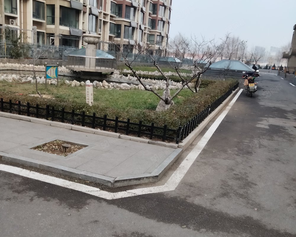 东方水岸馨苑