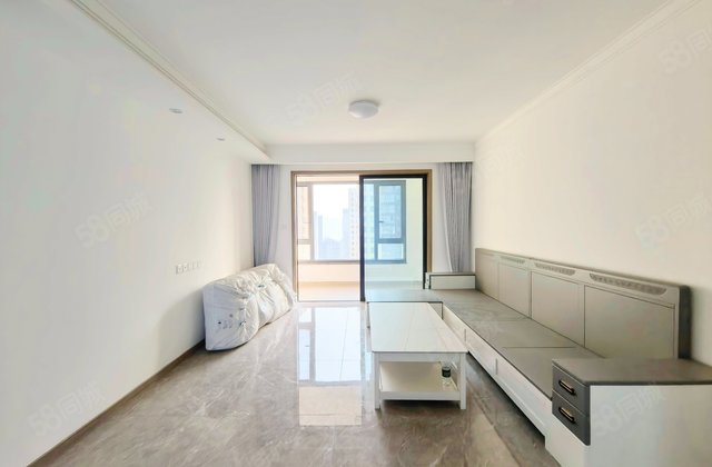 越秀亲爱里4室2厅131.96㎡123万二手房图片