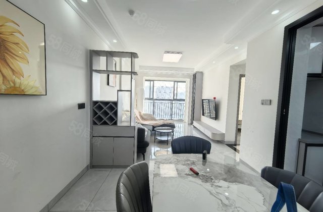 名豪小时代3室2厅102㎡82.8万二手房图片