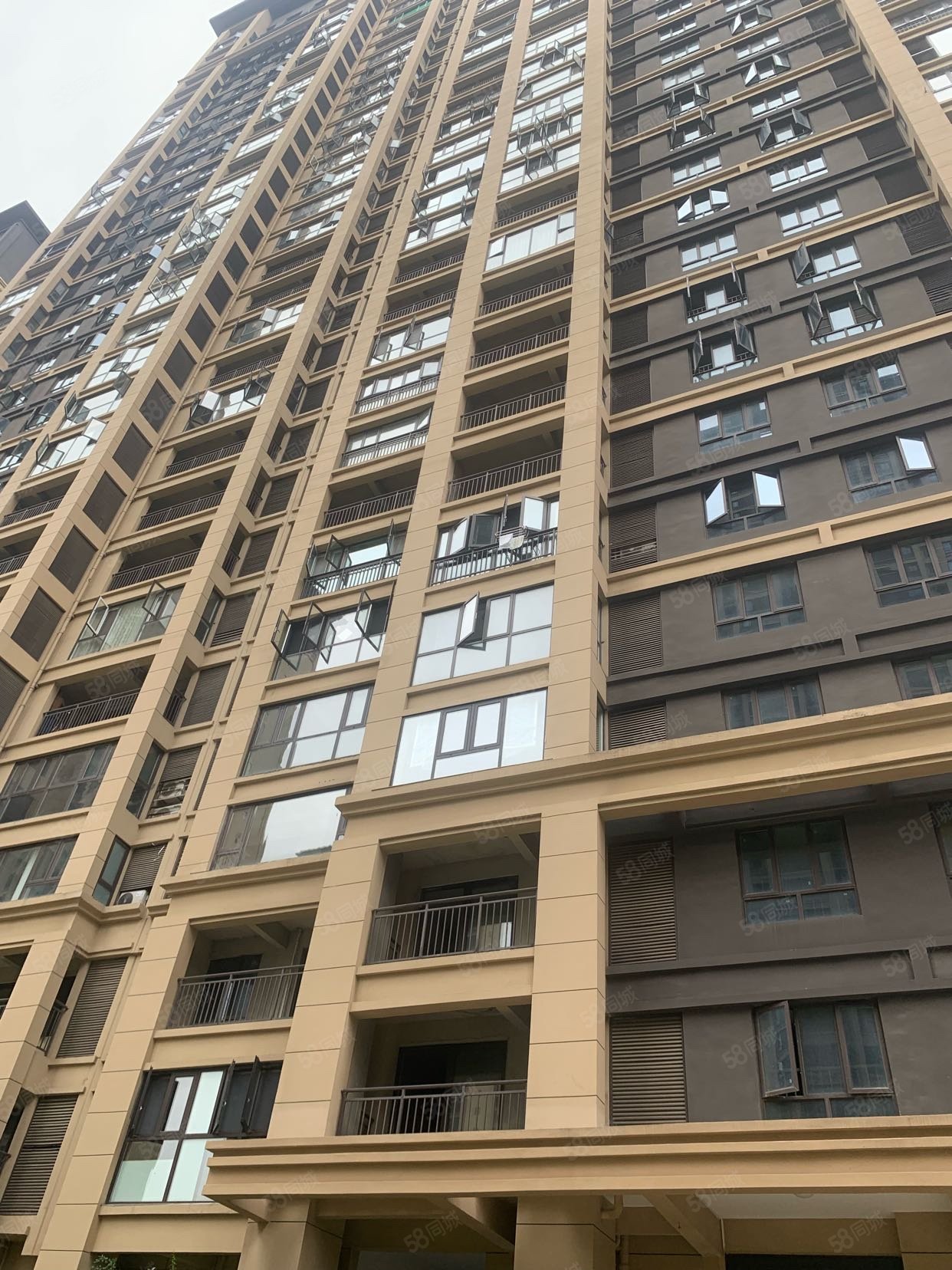 力标澴河壹号院3室2厅2卫108㎡南58万