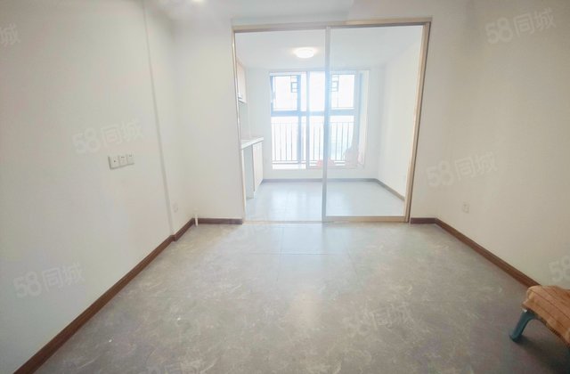 中海联智汇城(商住楼)2室1厅35.2㎡26.5万二手房图片