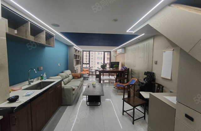 鑫都裕昌莲湖湾 电梯房 正规商品房 次新小区 精装好房