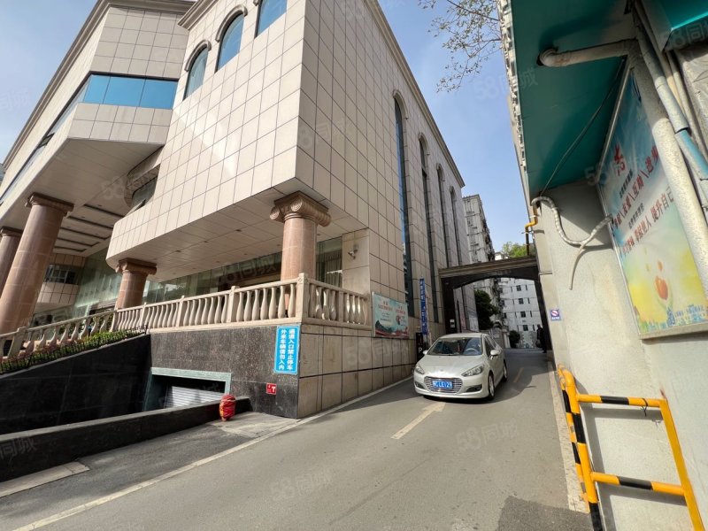 老财政局家属院2室1厅1卫70.9㎡北38万