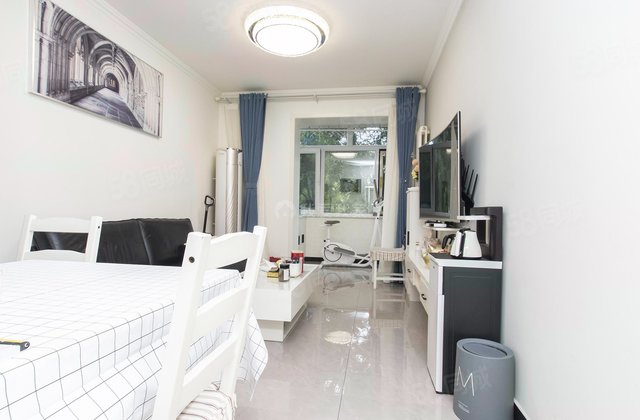 石油大院3室1厅56.4㎡514万二手房图片