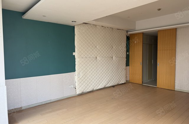 富力史丹尼国际公寓1室1厅47.56㎡104万二手房图片