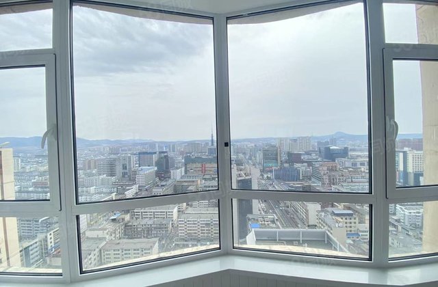 延弘大厦3室2厅140.46㎡73.8万二手房图片