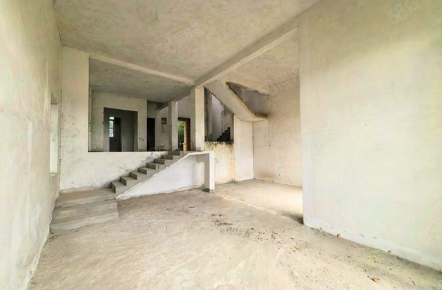 五溪御龙湾5室2厅248㎡350万二手房图片