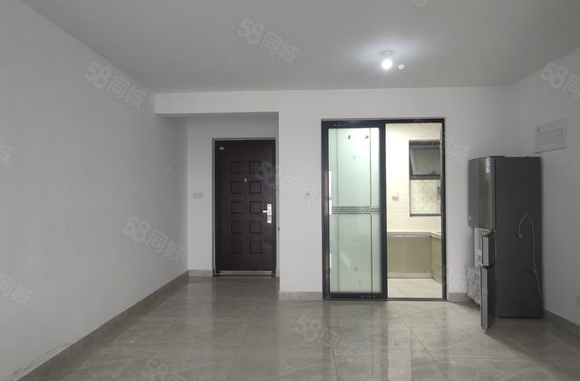 购物方便 商品住宅 次新小区 医疗配套成熟 中间楼层采光好