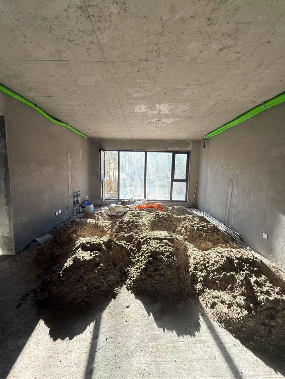 华韵锦园3室2厅2卫140㎡南北98万