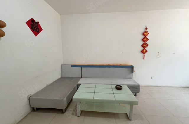 刚需小三室 五萬办理入住 地暖房 全明户型  看房随时联系