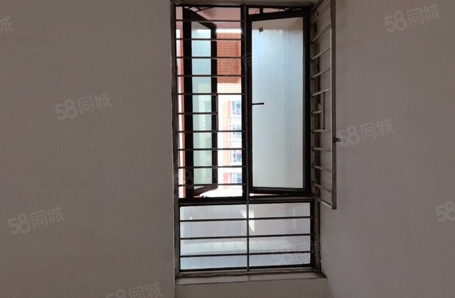 华馨花园2室2厅75.09㎡39万二手房图片