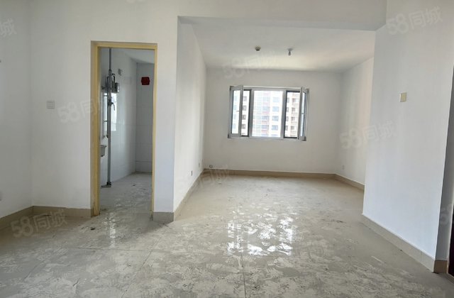 38万急 区政府 先锋社区大两房  好楼层  边户