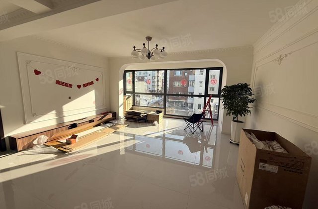 启明花园(南区)3室2厅128.08㎡65万二手房图片