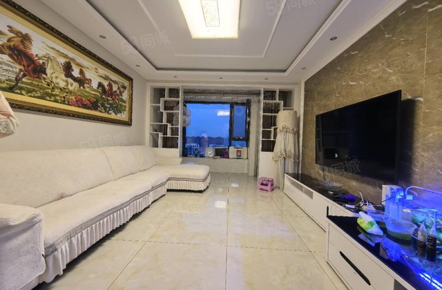 美的拉德芳斯3室2厅125.31㎡120万二手房图片