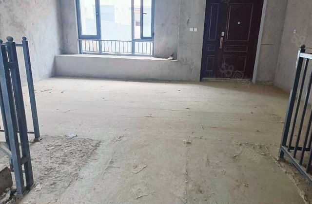 金辉中央云著4室3厅277㎡290万二手房图片