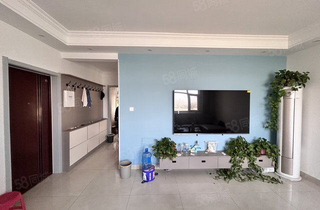 急急急售！温馨两室 精装修 品牌家具家电 拎包入住随时看房