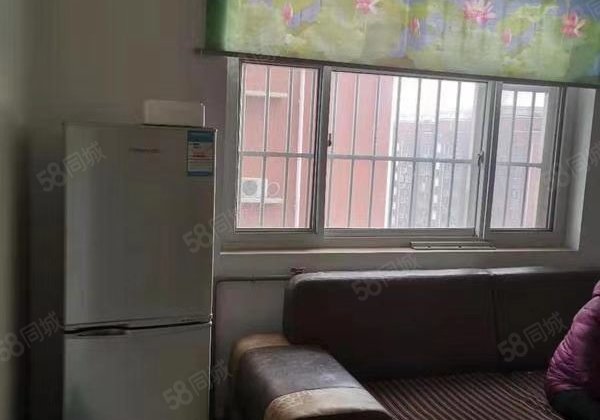 一诺林花小筑 2居东边户诚心出售看房子方便