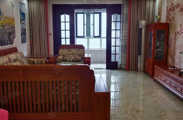 区政府 孟达A3 3叶草户型 167平 145万 带车储