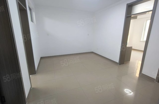 急售 振兴路 七中附近 精装修 标准三室 南北通透