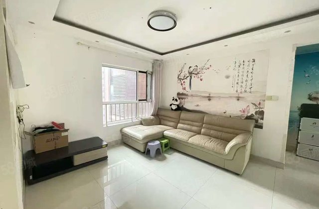 水岸花语 精装三室两卫 免大税 带储藏室 随时看房