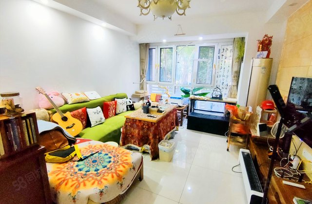 八方小区(C区)3室2厅126.42㎡280万二手房图片