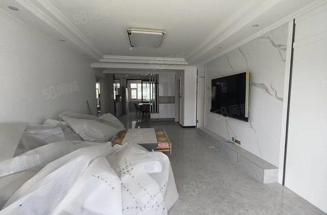 龙润园小区3室2厅156㎡83万二手房图片