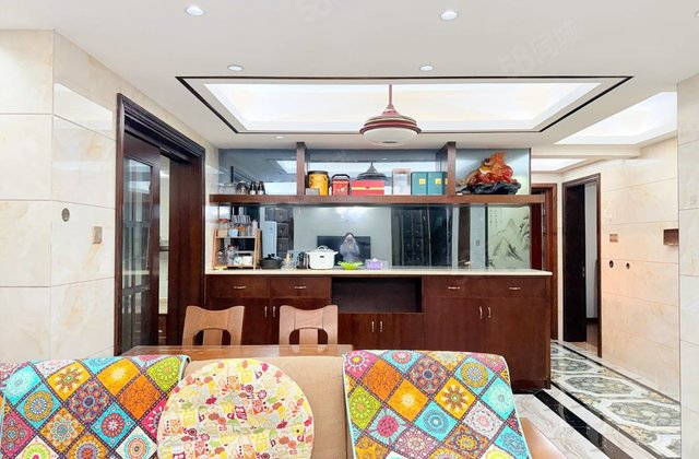 富基世纪公园桃园5室2厅129.93㎡86.8万二手房图片