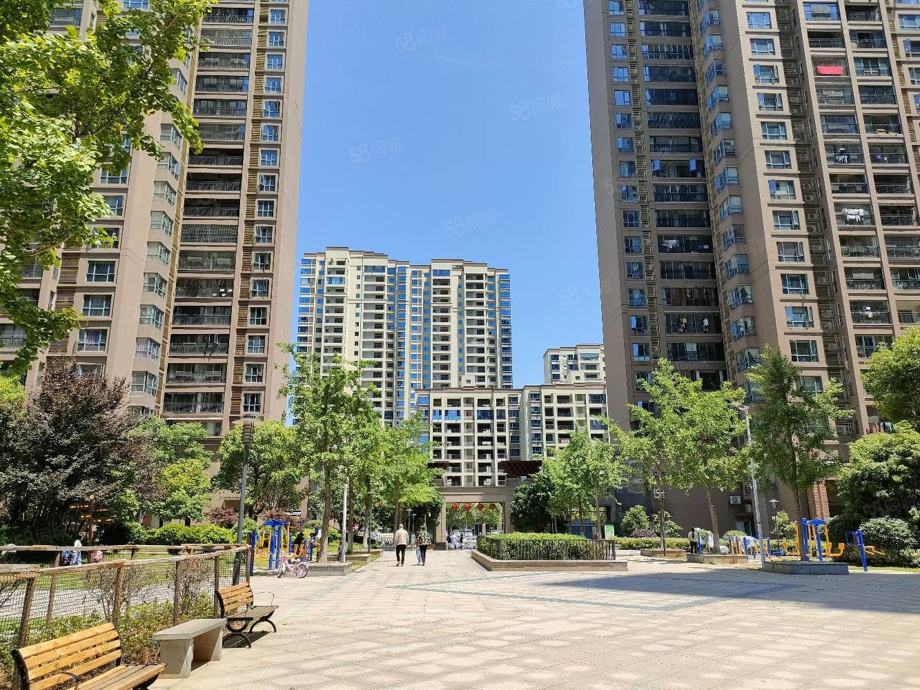 大汉龙城一期单价4600户型方正视野开阔证过二