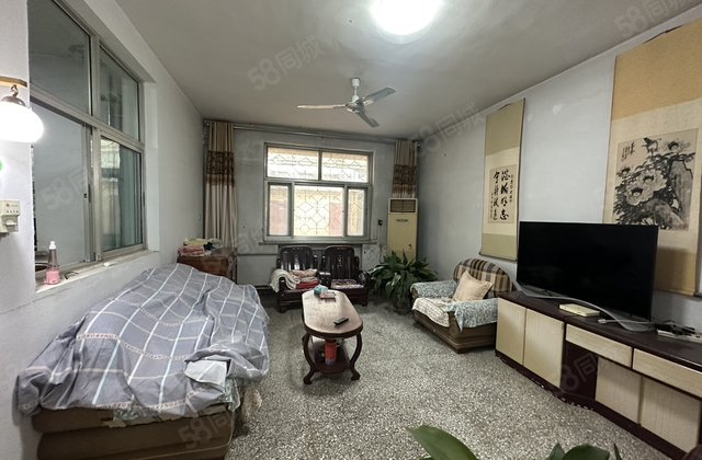东昌路 环城湖边 华悦金钻 市人大 带60平大院 三室 急售