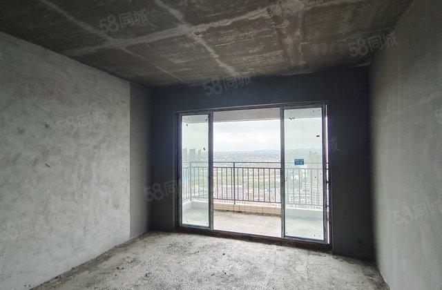 银泰红城八期4室2厅134.8㎡85万二手房图片