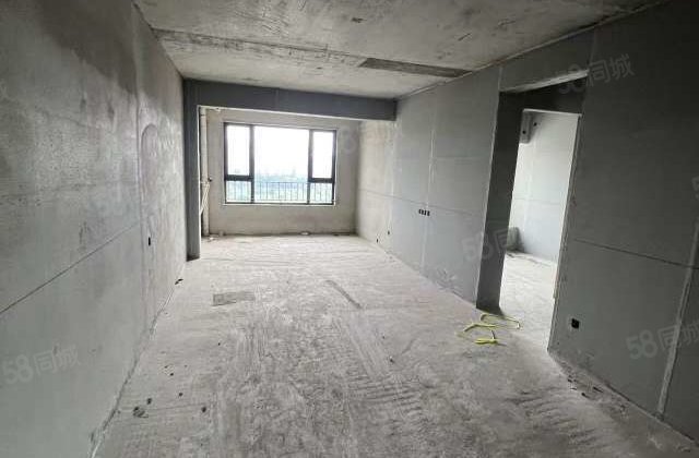 电大路旁新房 走一手可更名 无大税 位置优越 超 低 总价