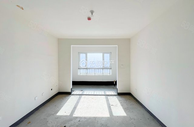 轨道城市曙光A区3室1厅101.11㎡80万二手房图片