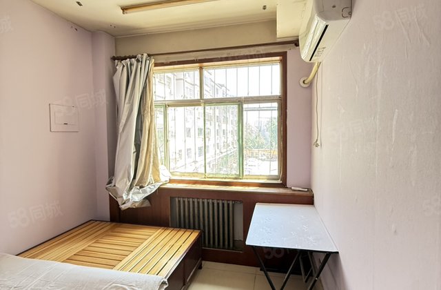 闸口 文轩 八中低总价 46万 两室一厅 免大税停车方便急售