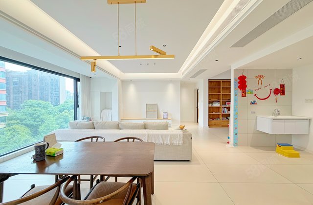 三利麓山城蔚然集4室2厅129.8㎡208万二手房图片