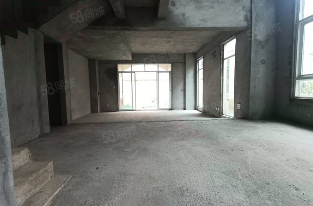 长信半岛美庐4室2厅208㎡158万二手房图片