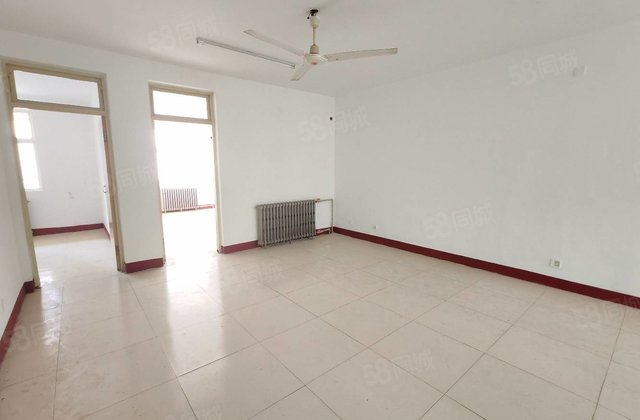 紧临东昌免大税 中巨房产 三室多层2楼 南北通透 看房方便！