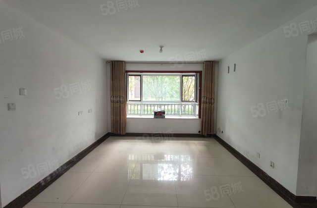 急售华建一街区三室两厅两卫免大税可按揭贷款有钥匙随时看房